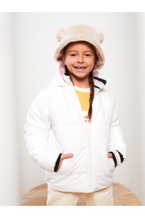 LC Waikiki LC Waikiki Basic Girl's Puffer Coat with Hood