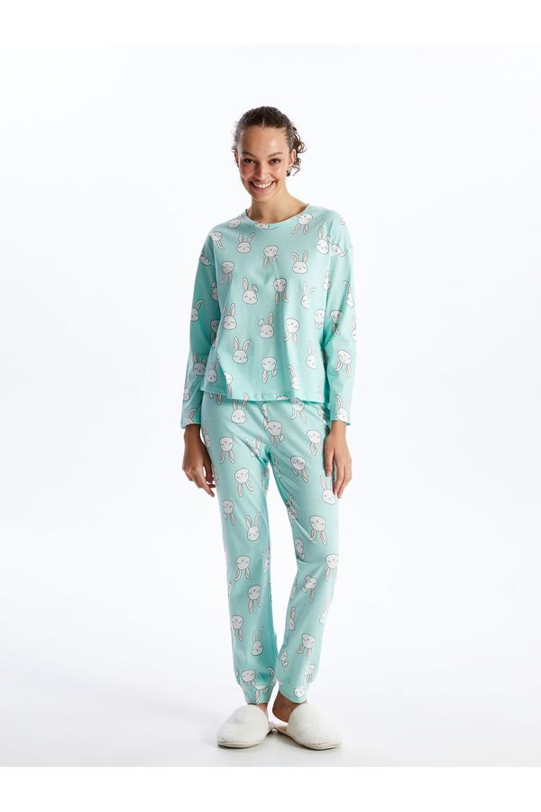 LC Waikiki LC Waikiki Crew Neck Printed Long Sleeve Women's Pajama Set