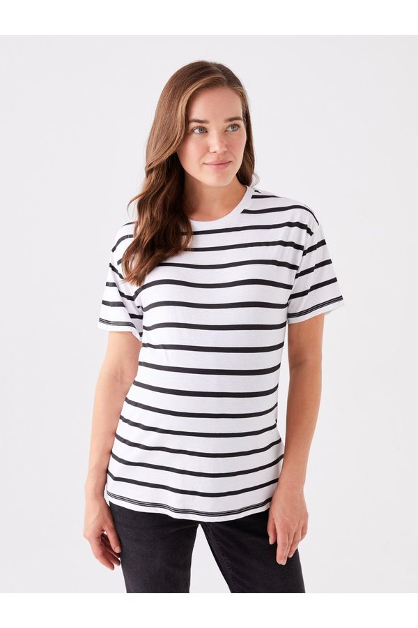 LC Waikiki LC Waikiki Crew Neck Striped Short Sleeve Maternity T-Shirt