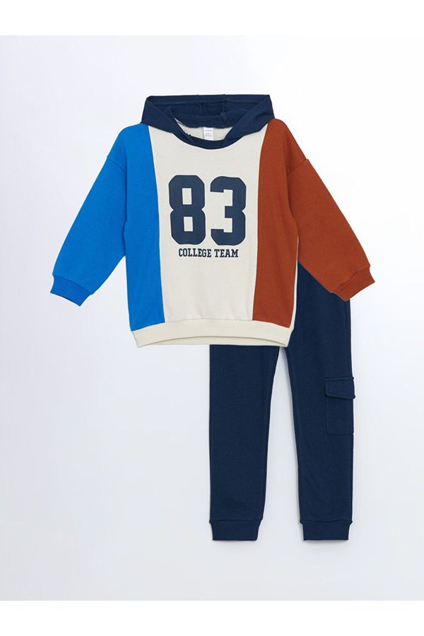 LC Waikiki LC Waikiki Hooded Crew Neck Printed Baby Boy Sweatshirt and Tracksuit Bottom 2-Piece Set