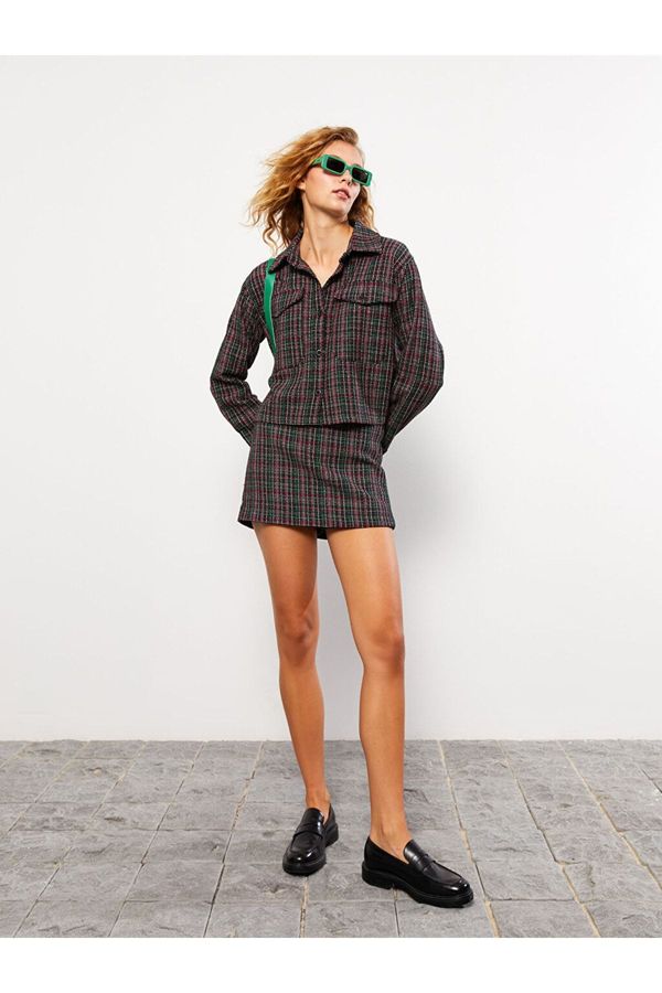 LC Waikiki LC Waikiki Women's Plaid Tweed Shorts Skirt with Zippered Waist