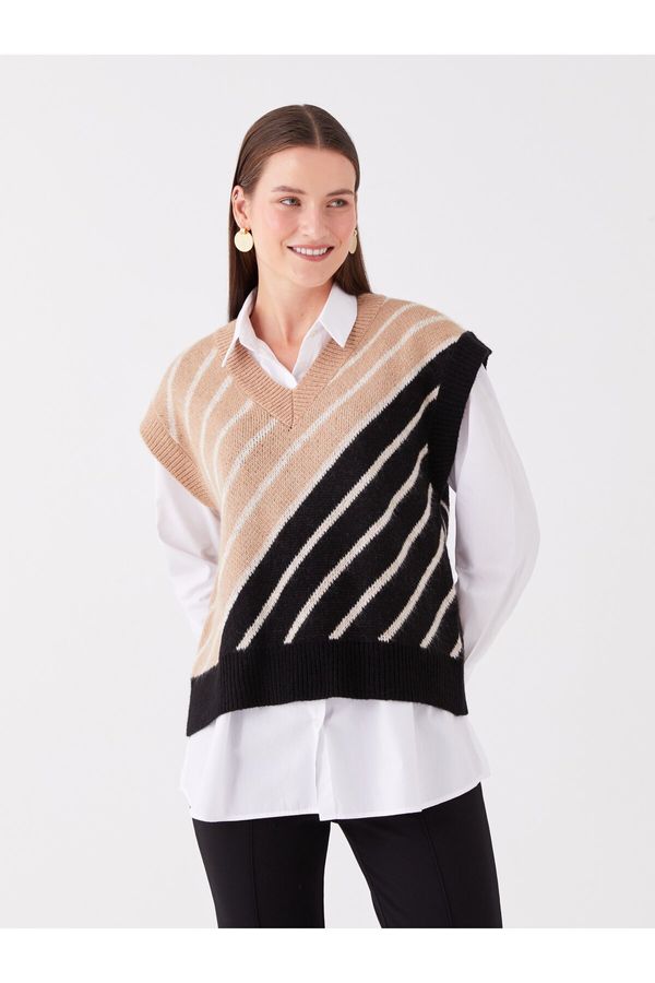 LC Waikiki LC Waikiki Women's V-Neck Color Block Oversize Knitwear Sweater