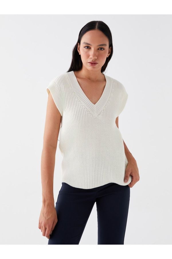 LC Waikiki LC Waikiki Women's V-Neck Plain Knitwear Sweater