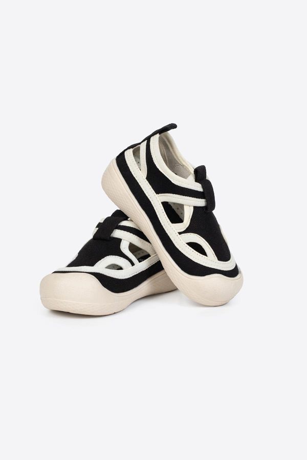 LETOON LETOON Black and White Kids Sandals