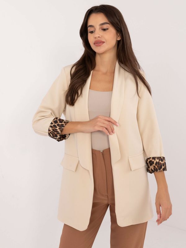 Fashionhunters Light beige blazer without fastening