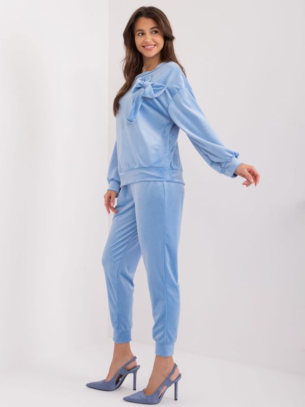 Fashionhunters Light blue casual velour set with bow