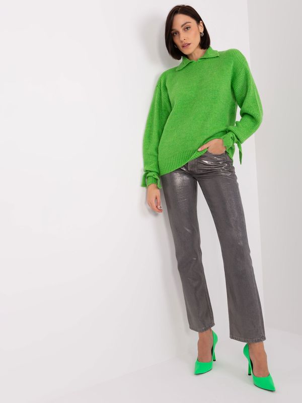 Fashionhunters Light green turtleneck with ties on the sleeves