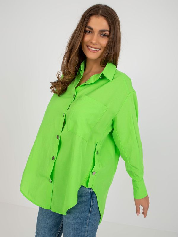 Fashionhunters Light green zippered shirt with pocket