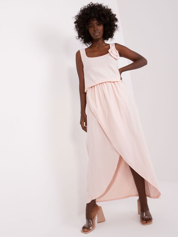 Fashionhunters Light pink cotton maxi dress