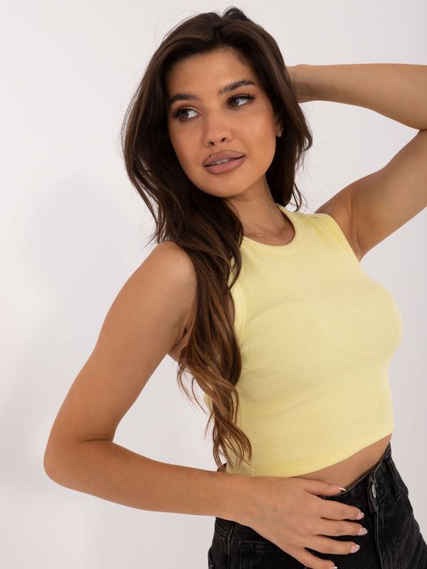 Fashionhunters Light yellow top