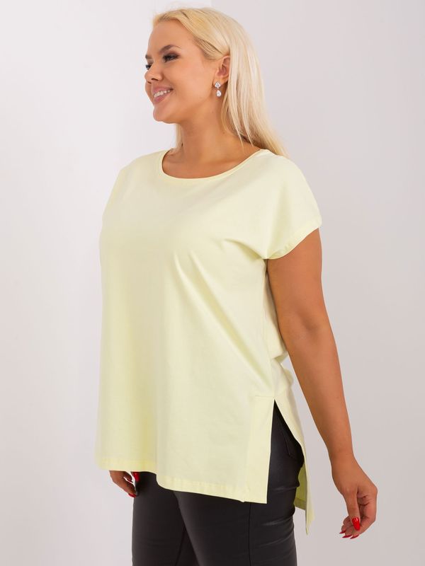 Fashionhunters Light yellow women's basic cotton blouse plus size