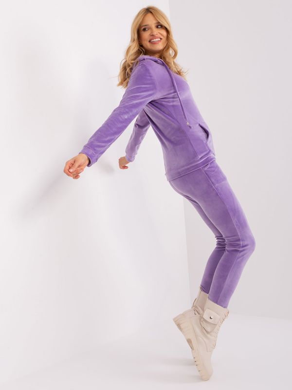 Fashionhunters Lilac velour set with sweatshirt