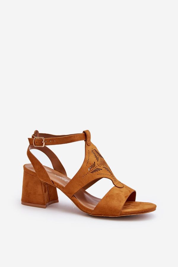 Kesi Low heeled sandals Camel Eleriva