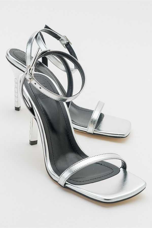 LuviShoes LuviShoes Edwin Women's Metallic Silver Heeled Shoes