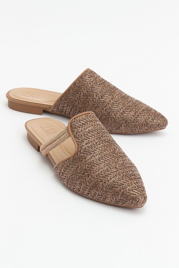 LuviShoes LuviShoes PESA Brown Women's Slippers with Straw Stones
