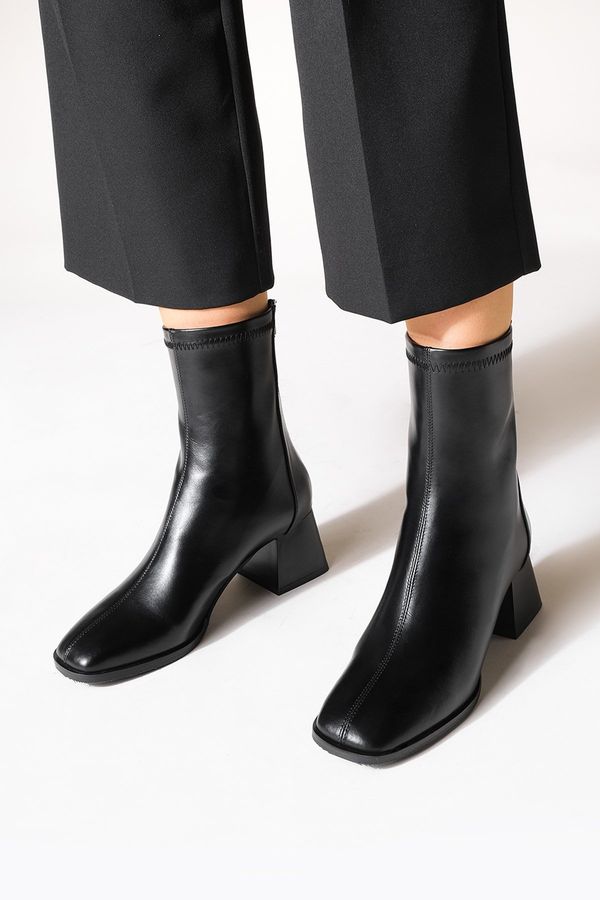 Marjin Marjin Women's Heeled Boots Flat Toe Zipper From The Back Nayea Black
