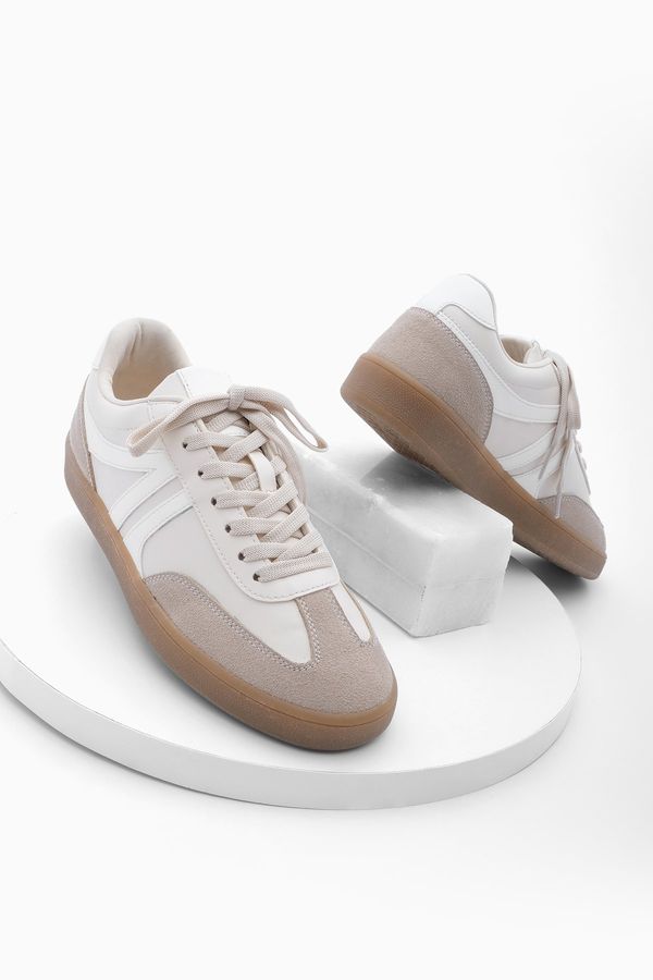 Marjin Marjin Women's Sneaker Laced Flat Sole Sports Shoes Thione Beige