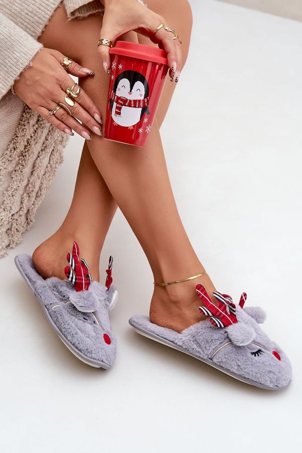 marka niezdefiniowana marka niezdefiniowana Christmas Slippers With Reindeer Motif Gray Sylaia