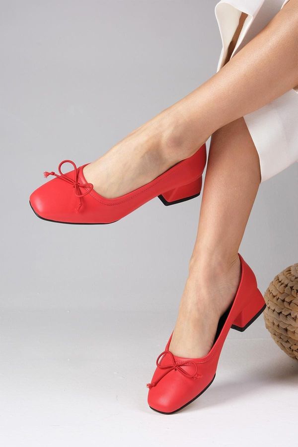 Mio Gusto Mio Gusto Bellamy Red Color Bow Detailed Women's Low Heeled Shoes