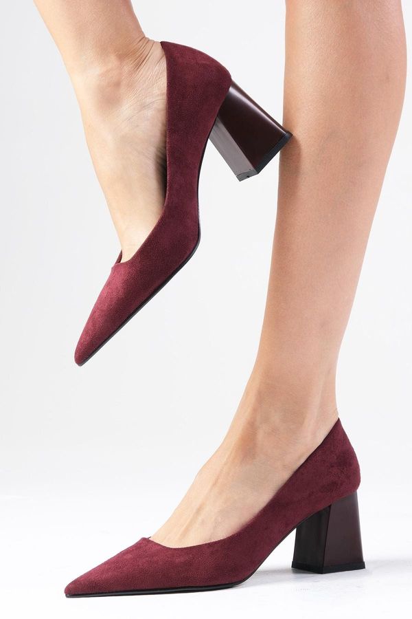 Mio Gusto Mio Gusto Fleur Claret Red Suede Block Heel Women's Heeled Shoes