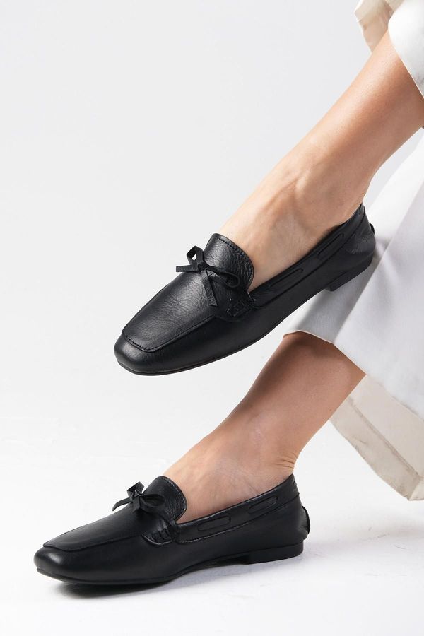 Mio Gusto Mio Gusto Isla Genuine Leather Black Color Bow Accessory Flat Toe Women's Loafer Shoes