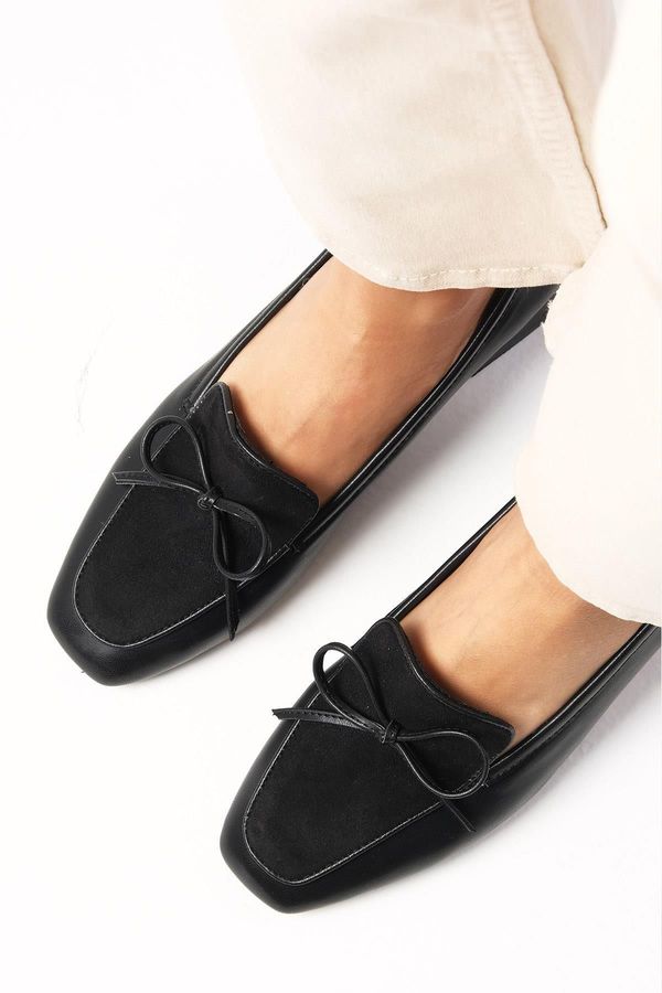 Mio Gusto Mio Gusto Tilda Black Color Blunt Toe Low Heeled Women's Shoes