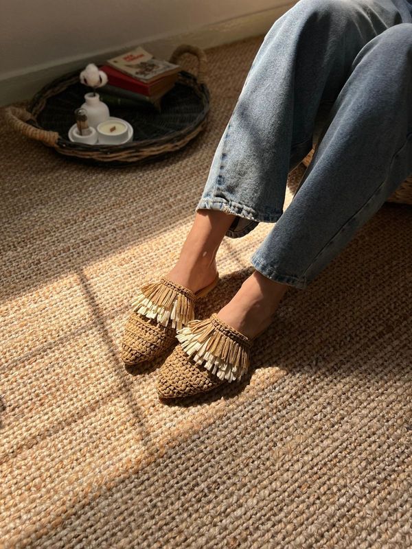 NİŞANTAŞI SHOES NİŞANTAŞI SHOES Viana Tan Knitting Tan Tan Beige Women's Slippers with Tassel Detail.