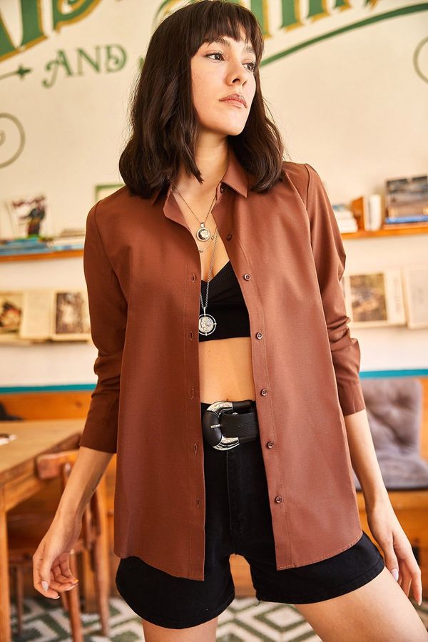 Olalook Olalook Women's Bitter Brown Basic Woven Poplin Shirt