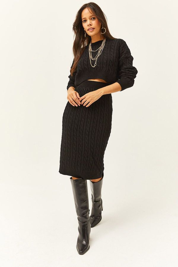 Olalook Olalook Women's Black Top Sweater Bottom Midi Skirt Hair Braided Suit
