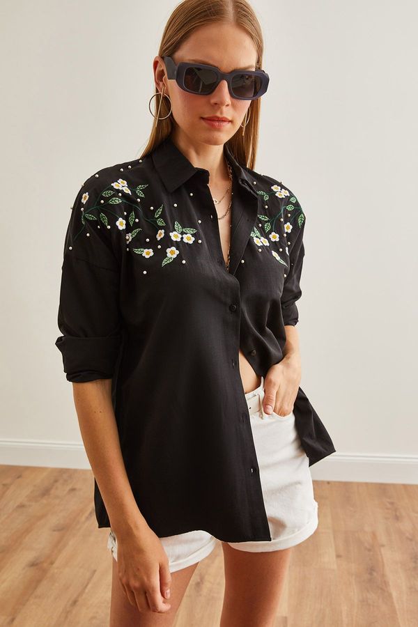 Olalook Olalook Women's Daisy Black Embroidery Detailed Oversize Woven Shirt