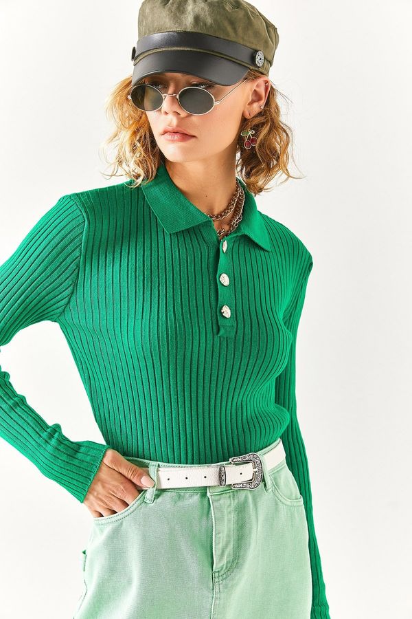 Olalook Olalook Women's Emerald Green Gold Buttoned Polo Neck Ribbed Knitwear Sweater
