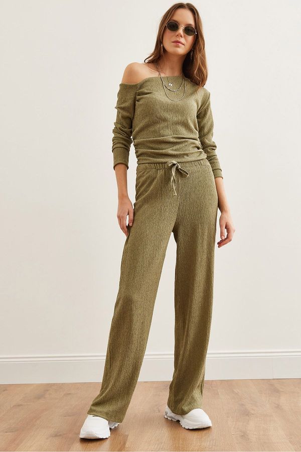 Olalook Olalook Women's Khaki Top Boat Neck Blouse Bottom Palazzo Trousers Set Tkm- 19000311