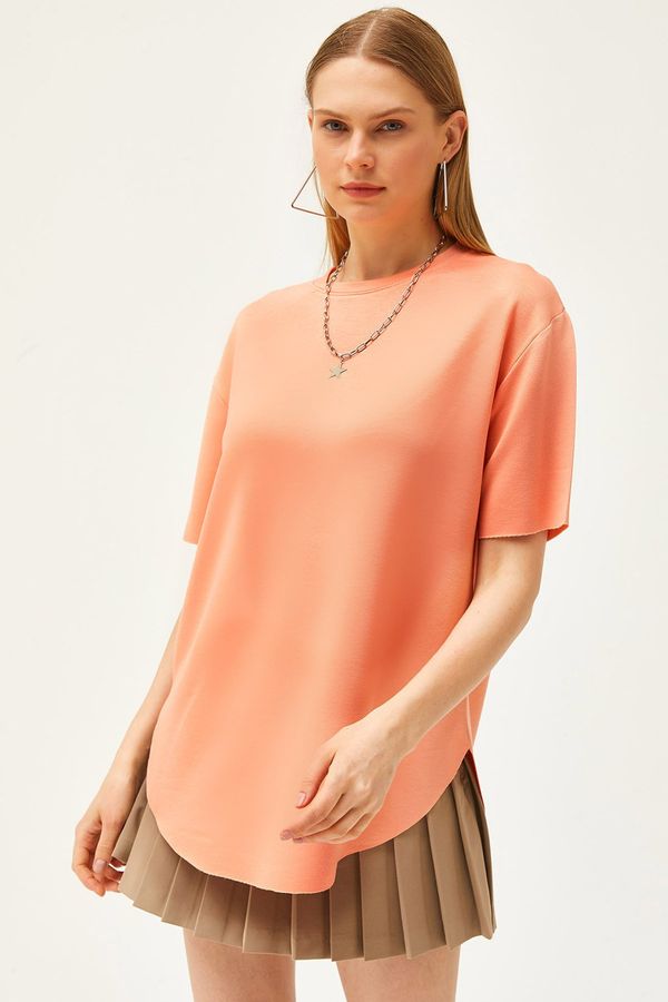 Olalook Olalook Women's Peach Modal Buttoned Soft Texture Six Oval T-Shirt