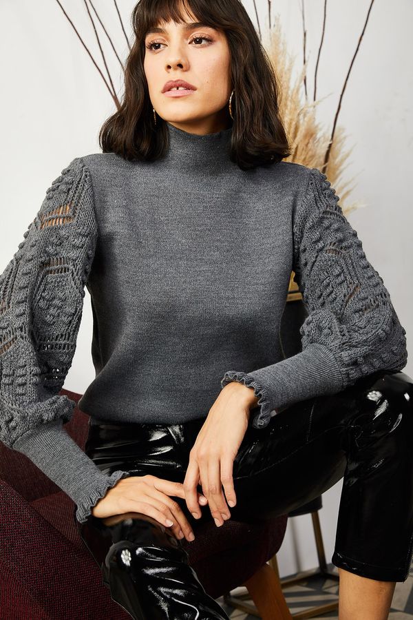 Olalook Olalook Women's Smoky Sleeve Detailed Soft Textured Knitwear Sweater
