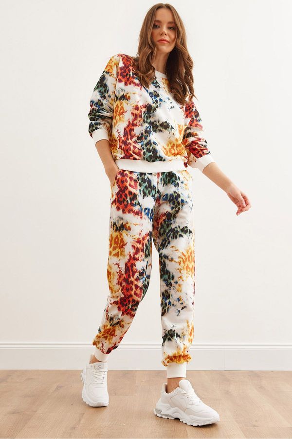 Olalook Olalook Women's White Leopard Basic Tracksuit