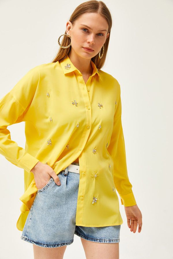 Olalook Olalook Women's Yellow Collar and Jewelled Front Six Oval Woven Shirt