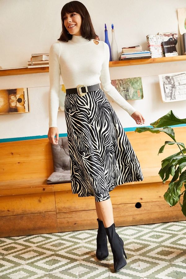 Olalook Olalook Women's Zebra Black A-Line Suede Skirt with Elastic Waist