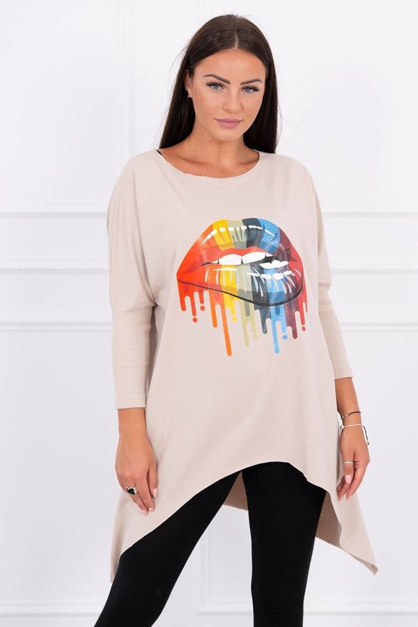 Kesi Oversize blouse with beige rainbow lips print