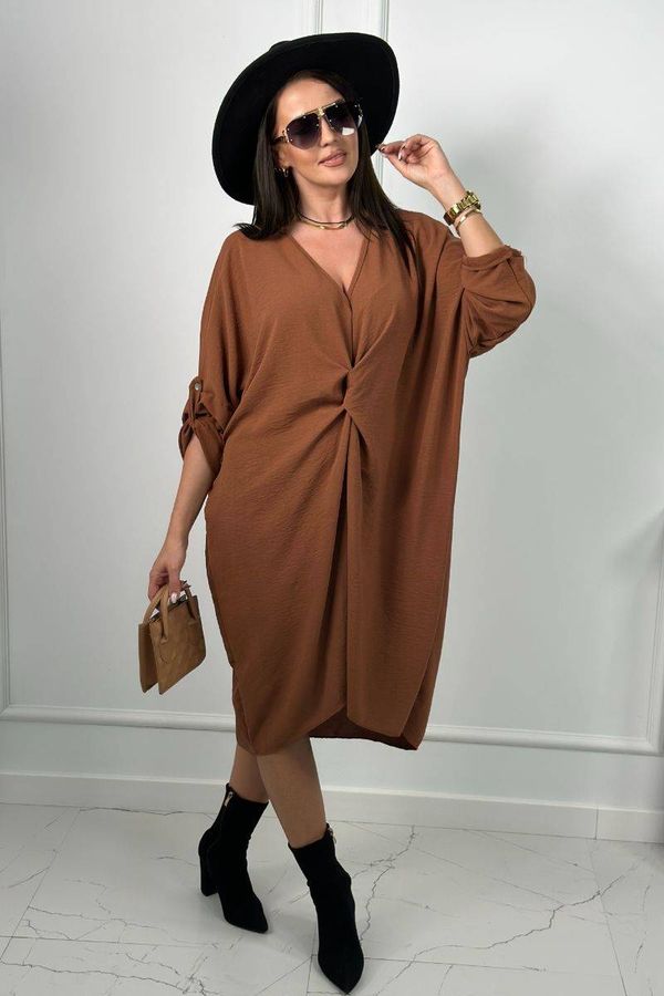 Kesi Oversize V-neck Camel dress