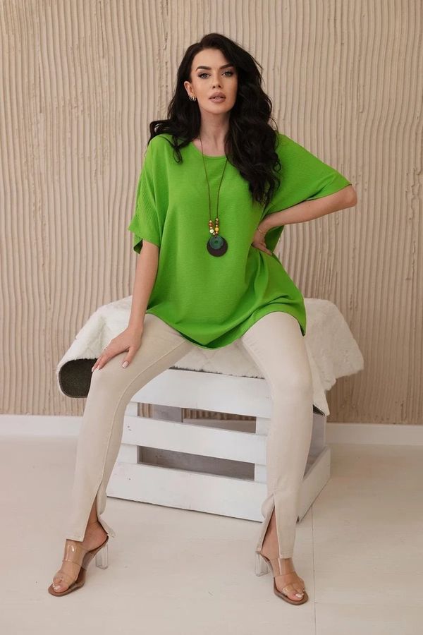 Kesi Oversized blouse with pendant light green color