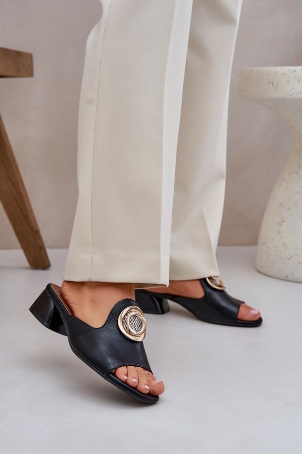 PE2 PE2 Elegant Women's Slippers On A Low Heel With Decoration Black Feledis