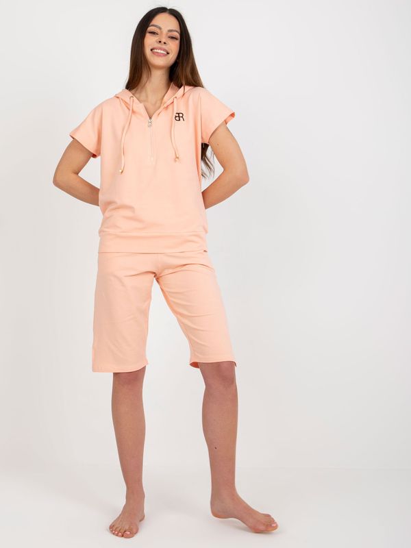 Fashionhunters Peach Women's Cotton Pajamas with Shorts