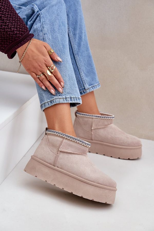 PG2 PG2 Snow boots on platform with decorative embroidery light beige Heslania