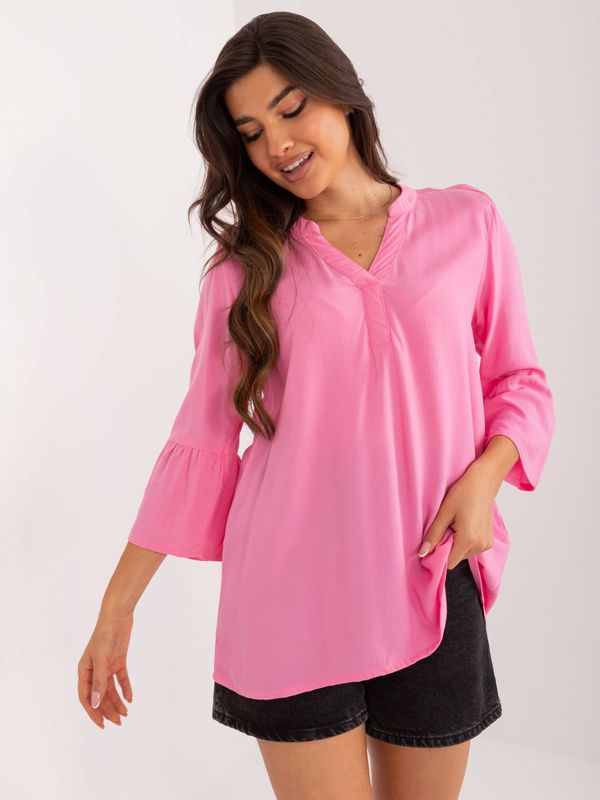 Fashionhunters Pink casual blouse with flared sleeves SUBLEVEL