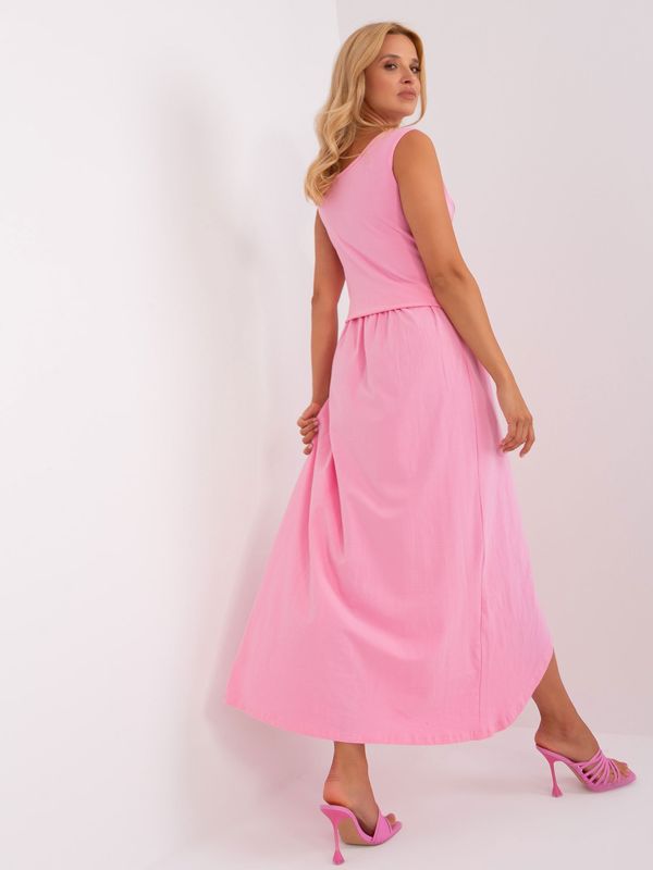 Fashionhunters Pink maxi dress for summer