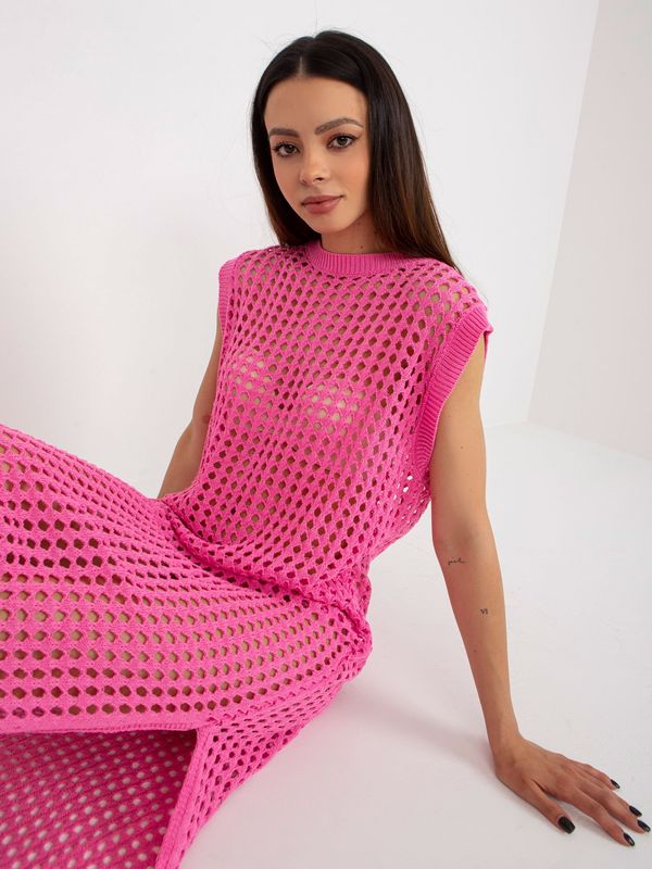 Fashionhunters Pink summer knitted dress with openwork pattern
