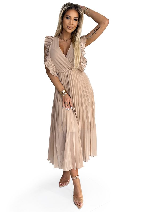 NUMOCO Pleated dress with ruffles on the shoulders and neckline Numoco
