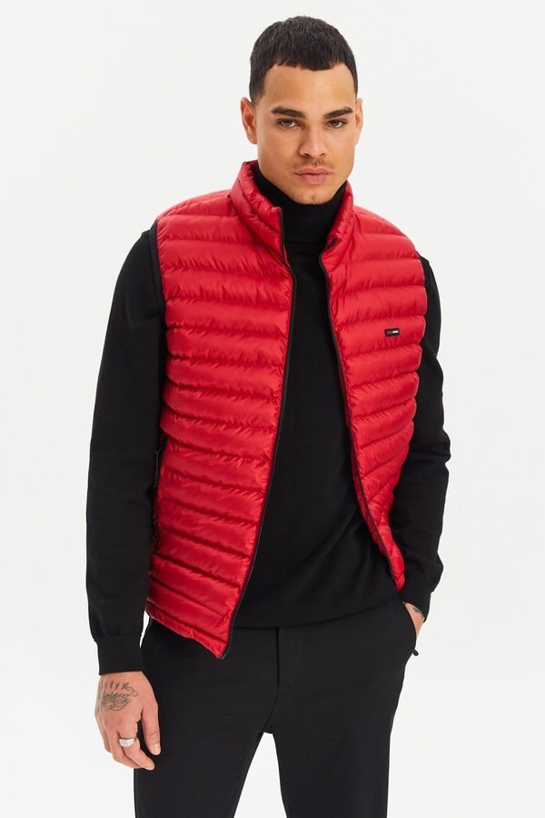 River Club River Club Men's Lined Water And Windproof Red Puffer Vest