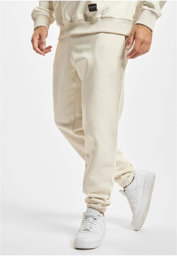 Rocawear Rocawear Atlanta sweatpants in white