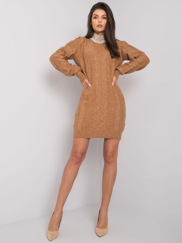 Fashionhunters RUE PARIS Camel knitted dress with pearls
